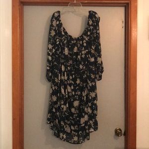 Dress torrid sz 4 green floral
